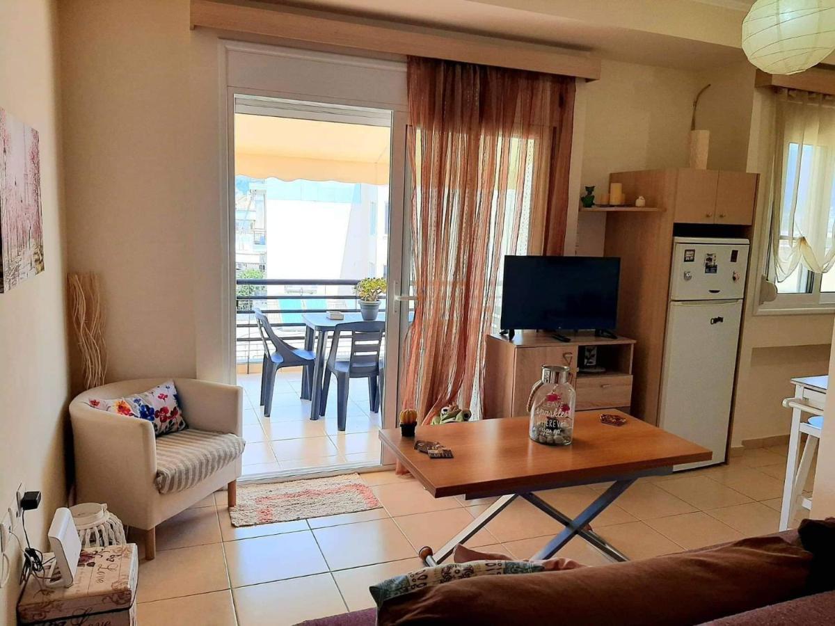 Central Square Appartment With Panoramic View Calamata Exterior foto